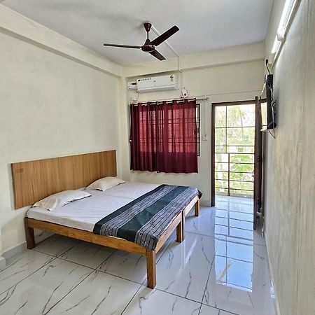 Souparnika Residency Murdeshwar Māvalli المظهر الخارجي الصورة